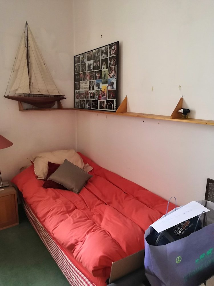 Chambre_transformee_en_bureau_R