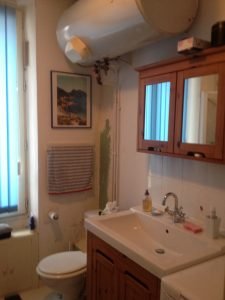 Salle de bain 2 avant rénovationavant_R
