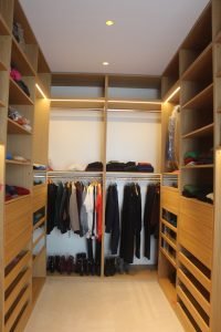 Dressing_2_R